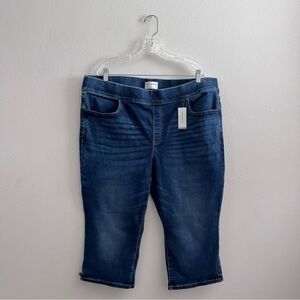 Lane Bryant Pull On High Rise Cropped Jeans NWT